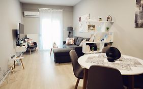 Axd Downtown Spacious Lux Apartment